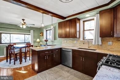 315 Jefferson Blvd, Reading, PA 19609 - photo 5