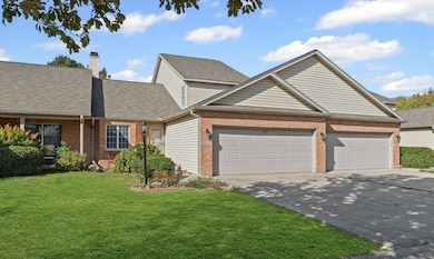 2505 Windward Blvd unit 2505, Champaign, IL 61821 - photo 2