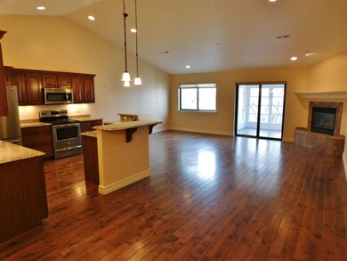 1815 24th St SW unit Elk Ridge 5th Additi, Minot, ND 58701 - photo 2