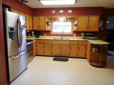 54 S. 36th St Kitchen