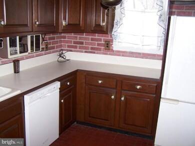 5719 White Ave, Baltimore, MD 21206 - photo 4