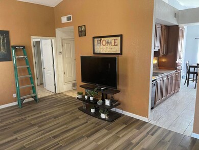 300 Las Colinas Dr, Horizon City, TX 79928 - photo 3