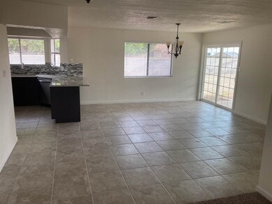 1469 S Pagent Ave, Yuma, AZ 85364 - photo 3