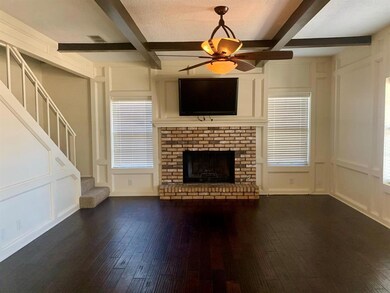 701 Deleon St, Denison, TX 75020 - photo 3