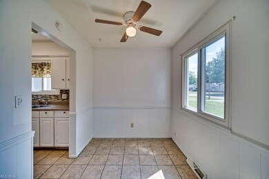 265 Lynne Dr, Sheffield Lake, OH 44054 - photo 6