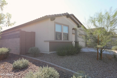 5719 W Encinas Ln, Phoenix, AZ 85043 - photo 2