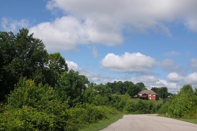 62 Green Cove Dr, London, KY 40744 - photo 3