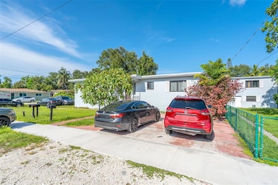 1400 NE 148th St, Miami, FL 33161 - photo 4