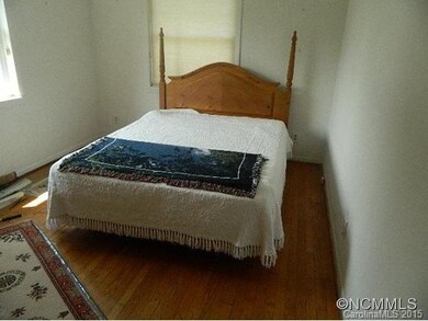 33 Panorama Dr, Asheville, NC 28806 - photo 6