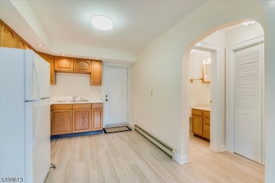 52 Hampton Hse Rd Rt206, Hampton Twp., NJ 07860 - photo 5