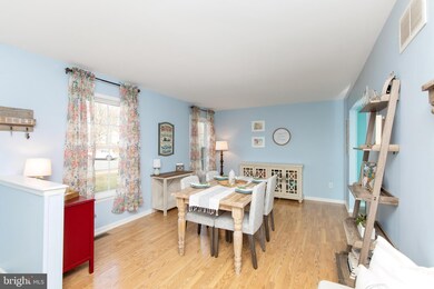 684 Iszard Ct, Woodbury, NJ 08096 - photo 6