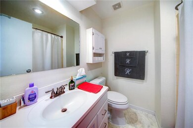 Full bathroom in the hallway.