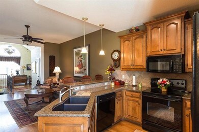 15817 W 61st St, Shawnee, KS 66217 - photo 7