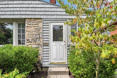 3-web-or-mls-2803-kensington-pl-w