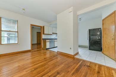 48 Pearl St unit 2, Somerville, MA 02145 - photo 2