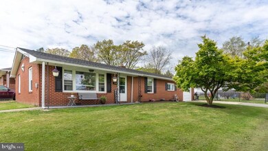 810 George Ave, Essex, MD 21221 - photo 2