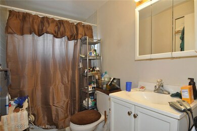 29 Woodbine St unit 10, Pawtucket, RI 02860 - photo 3