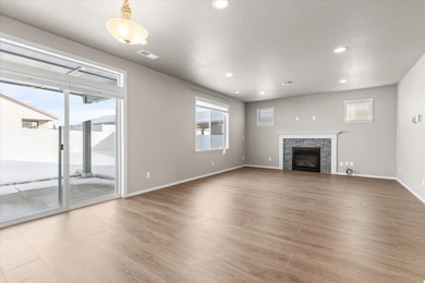 1809 E C St, Deer Park, WA 99006 - photo 4