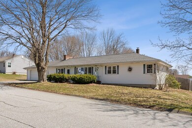 3 Mcarthur Ave, Lewiston, ME 04240 - photo 2