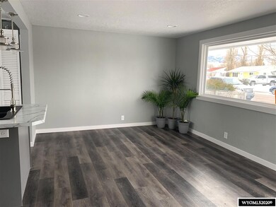 1417 Sheridan Dr, Casper, WY 82604 - photo 4