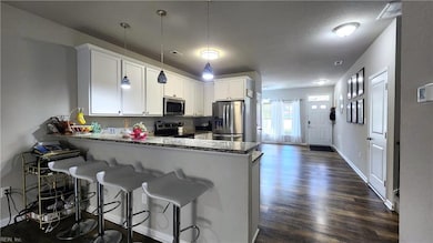 200 Seasons Cir unit 303, Suffolk, VA 23434 - photo 3