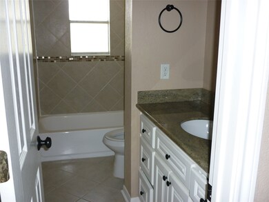 705 Briargrove Dr, Alvin, TX 77511 - photo 6