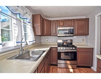 9 Birchwood Ln, Hopkinton, MA 01748 - photo 3