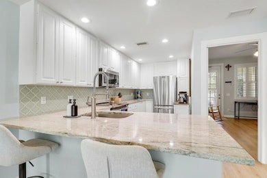 151 Rivinia Dr, Jupiter, FL 33458 - photo 5