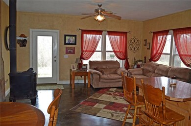 56611 County Road 712, Colcord, OK 74338 - photo 3