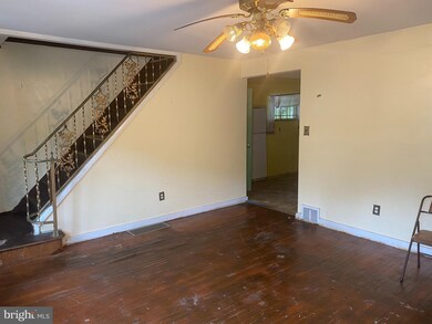 1227 Fitzwatertown Rd, Abington, PA 19001 - photo 2