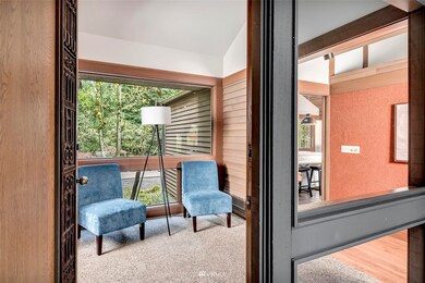 4242 W Mercer Way, Mercer Island, WA 98040 - photo 2