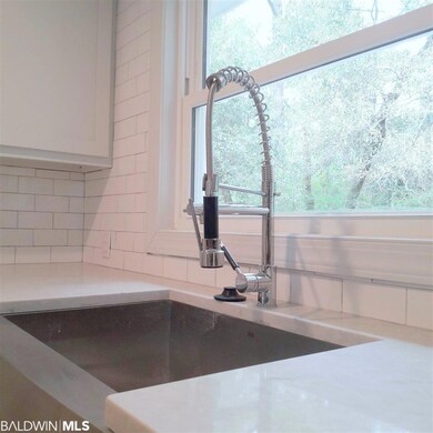 Ease of maintenance! Brand new kitchen!