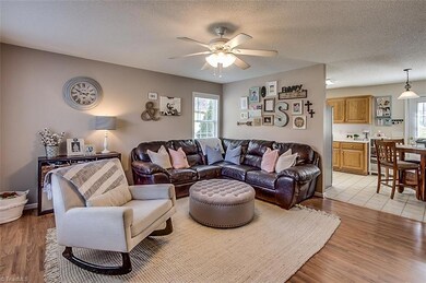 1531 Sunset Dr, Asheboro, NC 27205 - photo 4