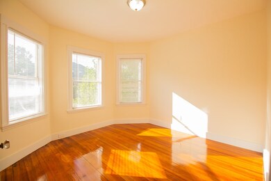 100 Franklin St unit 2, Brookline, MA 02445 - photo 3