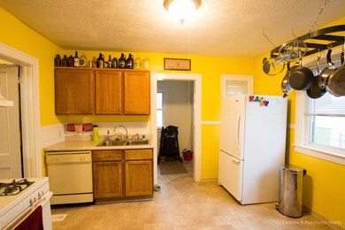 1033 Oakdale-23