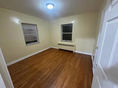 3333 Agar Place unit 2, Bronx, NY 10465 - photo 2