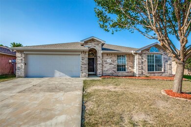 323 Lake Travis Dr, Wylie, TX 75098 - photo 2