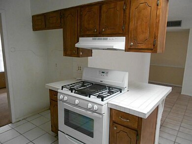 Kitchen. Nice kitchen area