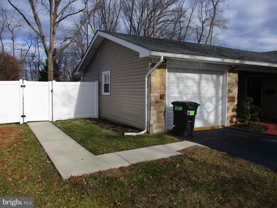 118 Hazelwood Cir, Willingboro, NJ 08046 - photo 6