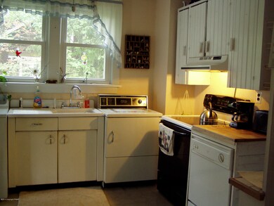 6611 Pennsylvania 191, Cresco, PA 18326 - photo 6