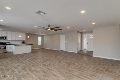 06-Comstock 1524