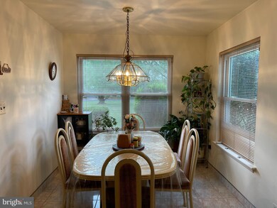 8 Spyglass Ct, East Windsor, NJ 08520 - photo 3