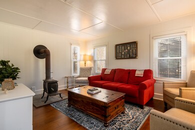 4 Winemack St, Oak Bluffs, MA 02568 - photo 2