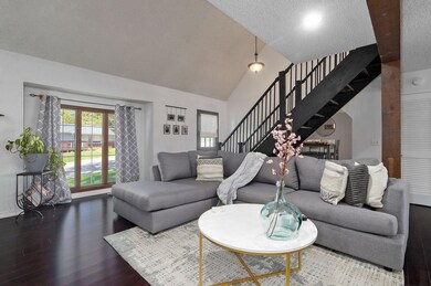 1102 E Melanie Ln-19