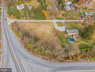 6554 Schimmel Ln, Hellam Township, PA 17368 - photo 5