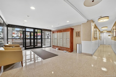 1122 Yonkers Ave unit 1J, Yonkers, NY 10704 - photo 3