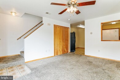 324 Merrbaugh Dr, Hagerstown, MD 21740 - photo 5