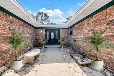 32 Walnut Ave, Shalimar, FL 32579 - photo 2