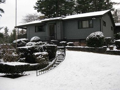 8 Fountain Spring Ln, Johnston, RI 02919 - photo 2