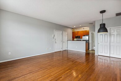 112 E Mound Street 3